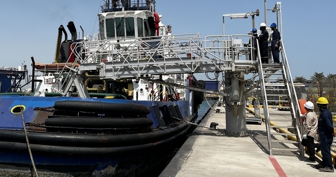 barge gangway